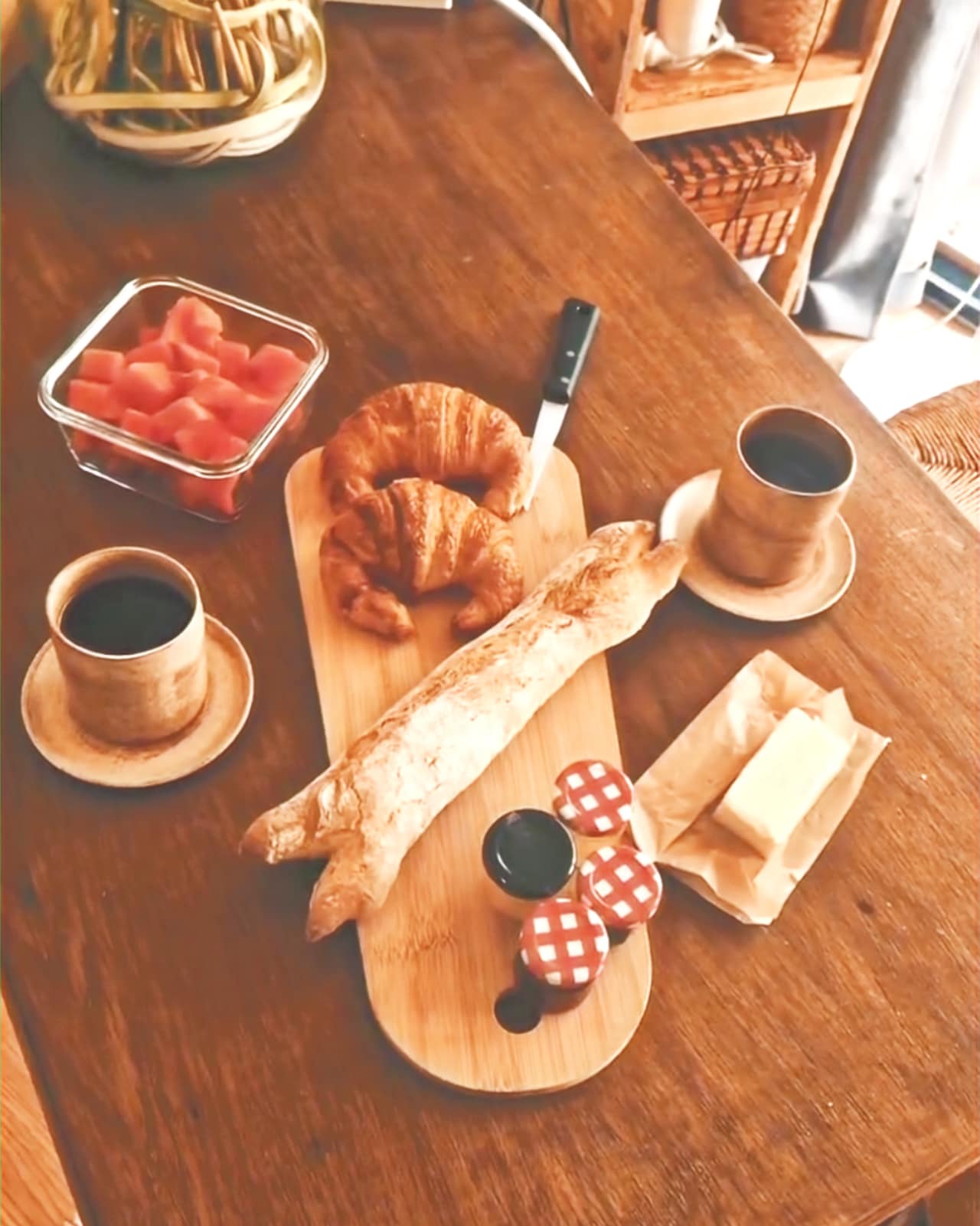 Petit-déjeuner de terroir Symbiome, servi au village en Côte Roannaise